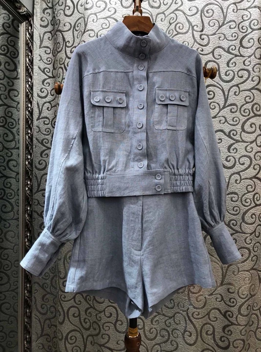 

2019 Early Autumn New Female Collar Symmetrical Pocket Long Sleeve Top + Shorts Pure Color Suit 811