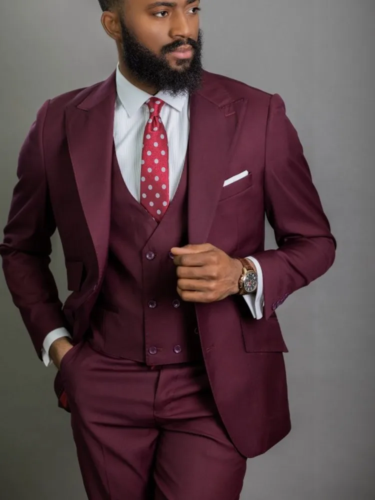 Brand New Groomsmen Burgundy Groom Tuxedos Peak Lapel Men Suits Wedding Best Man 3 Pieces ( Jacket+Pants+Vest+Tie ) C856