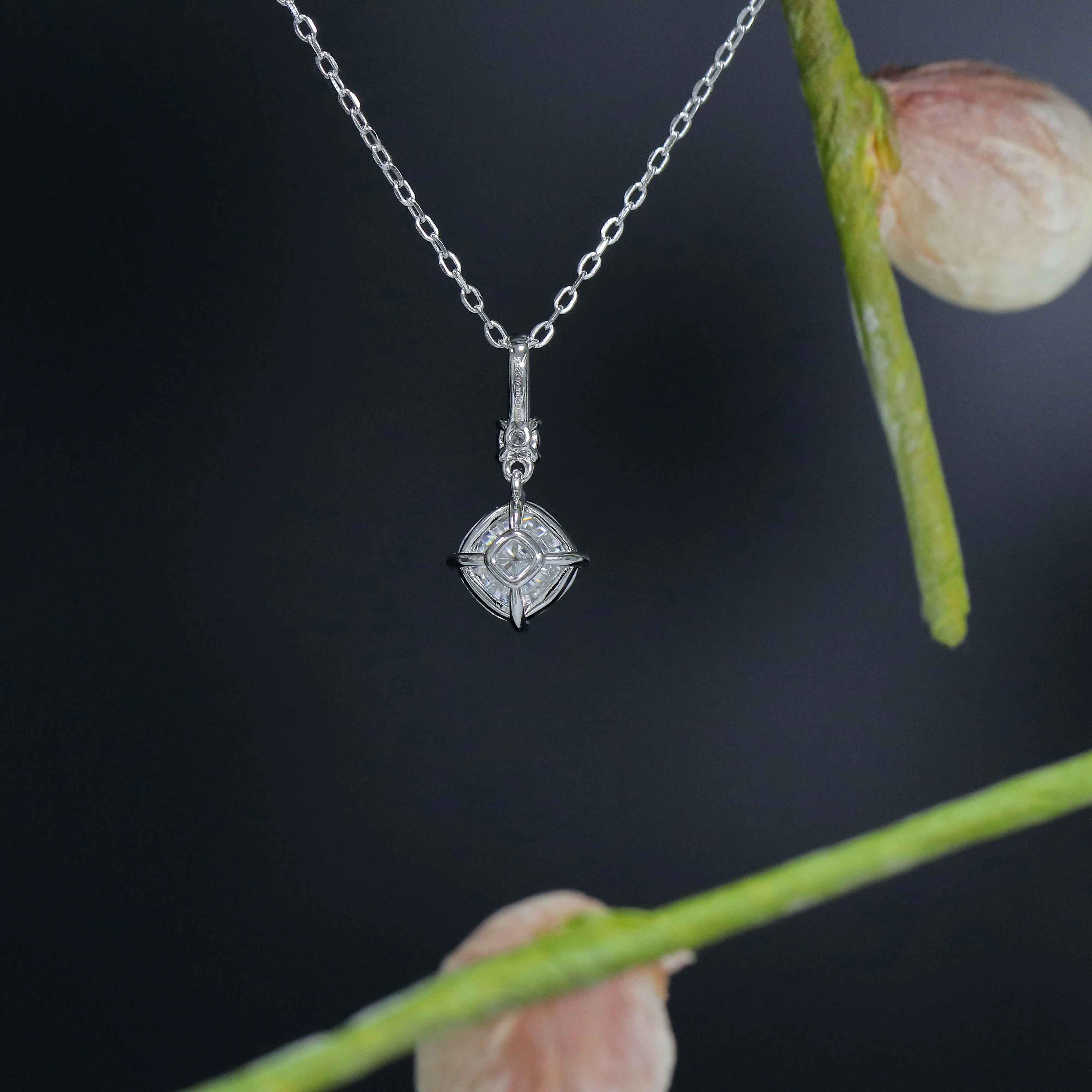 DovEggs Стерлинговое Серебро 925 пробы 2.1CTW 7,5*7,5 мм Подушка GH color Moissanite вечерние Подарочные ожерелья для женщин с акцентами