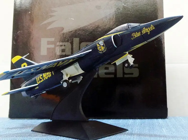 Сокол модели Тигр F11F-1 синий ангел 2#1/72 литье под давлением модель самолета