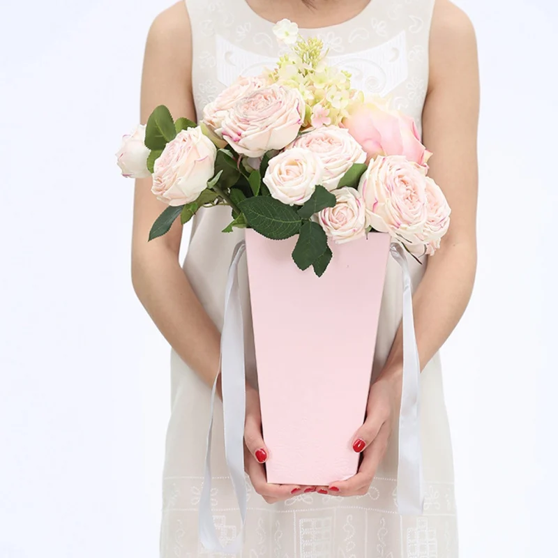 Портативный крафт-бумажный мешок Цветочная коробка Водонепроницаемая сумка пластиковая Цветочная Коробка прямоугольная ручная сумка для цветочной композиции