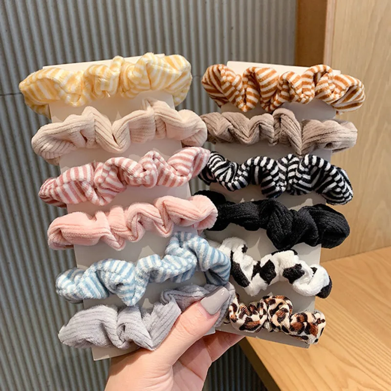 

[Xwen] 2 Pieces/set New Girl Plush Soft Striped Hair Circle Autumn Winter Sweet Headrope Simple Fashion Hair Accessories OH2211