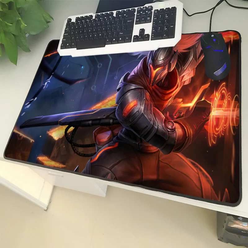 Коврик для мыши XGZ большой размер Блокировка LOL Project Yasuo длинные волосы меч HD