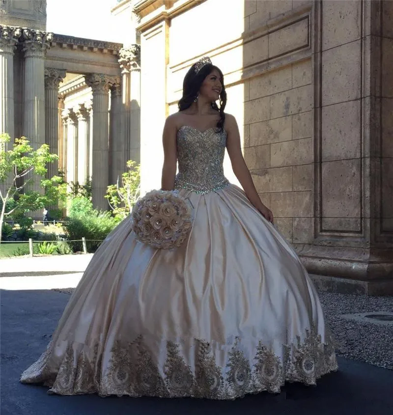 Sweetheart Beading Champagne Quinceanera Dresses with Gold Lace Ball Gown Prom Formal Gowns Sweet 16 Dress vestidos de 15 anos
