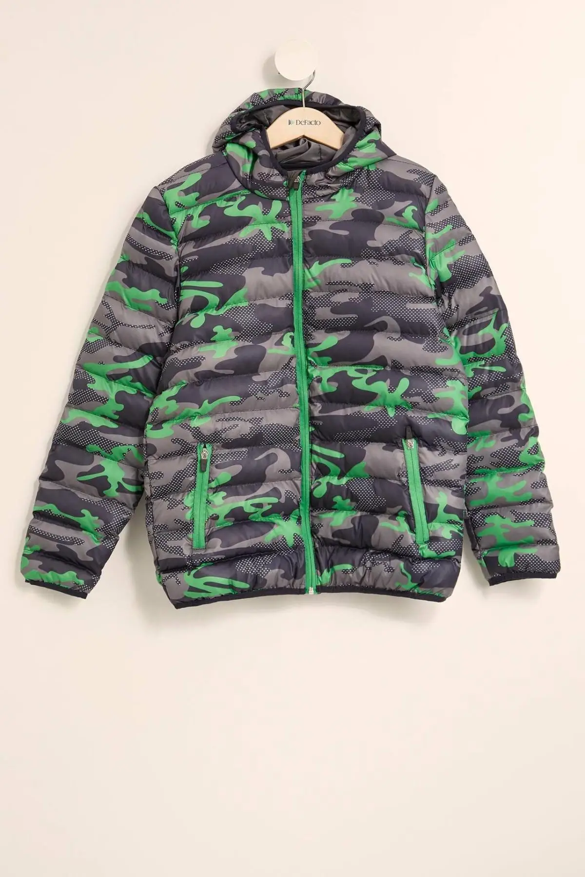 

DeFacto Boy Mont-K1564A619SP