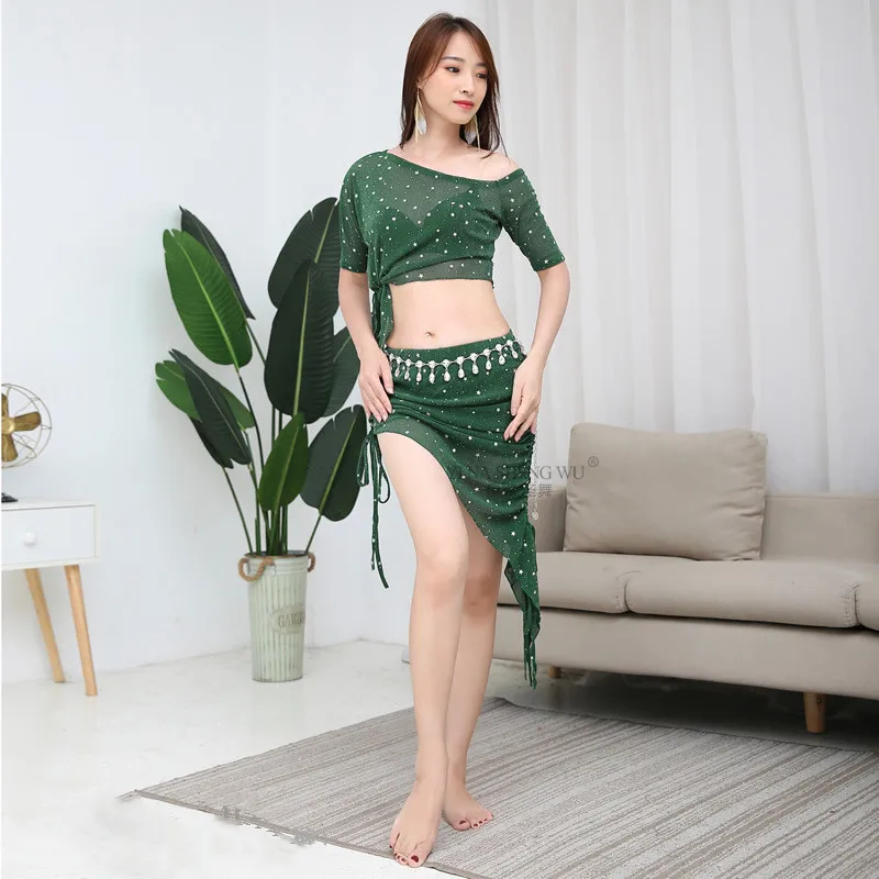 Green-2pcs set Новинка, женская одежда для танца живота, костюм с блестками, костюм из 2 предметов, комплект одежды, одежда класса, топ и Короткая юбка для взрослых, тренировочные костюмы - Цвет: Green-2pcs set