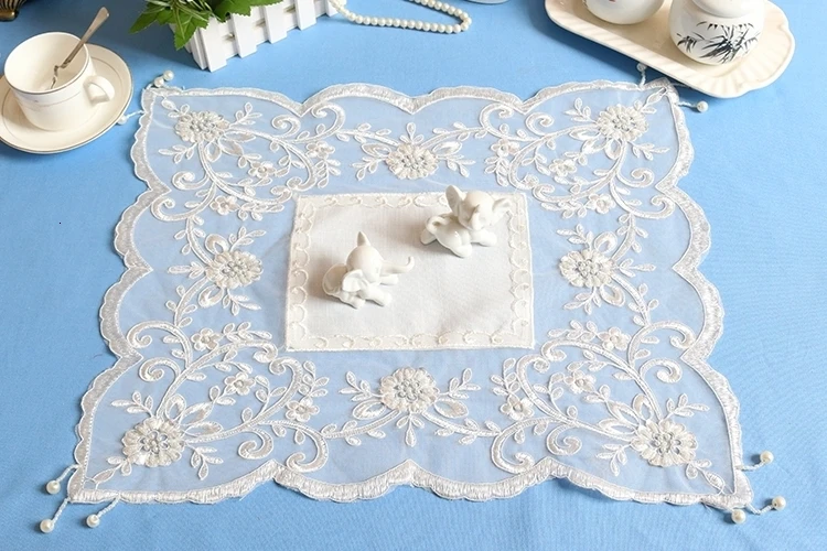 European Classical Fashion Cotton Lace Embroidered Trim Beautiful Placemat Coaster Coffee Table Mat Christmas Wedding Decoration