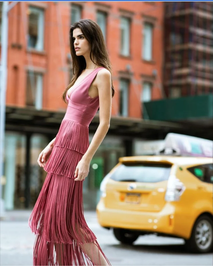 New Autumn Celebrity Party Deep V-neck Hot Gold Fashion Fringe Temperament High-end Atmosphere MAXI Long Bandage Dress Eve