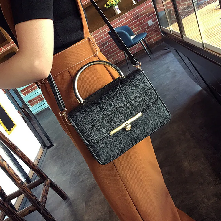 

2019 New Style WOMEN'S Fashion Handbag Korean-style Simple Grid Spiraea Crossbody Bag Turnlock Handbag Women's