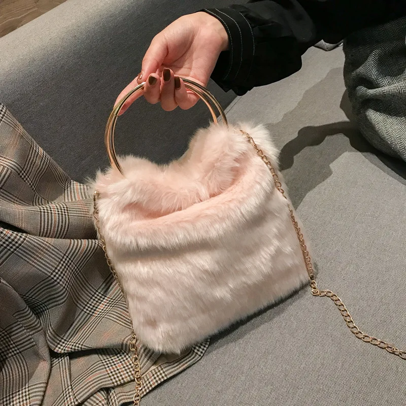

Women Bag Faux Fur Bucket Shoulder Bags Fashion Solid Metal Handle Womens Bags Handbags Chains Bag Nightclub Lovely Bag