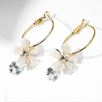 

3D flower ear clasp large golden earrings for women aesthetic korean style S925 needle jewelry 2020 Hanging earrings wholesale