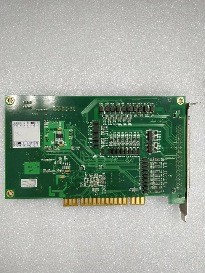 Четырехосевая карта управления движением PCI-M314-B1 PCI-M314