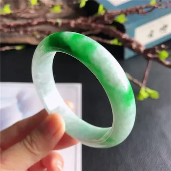 

Natural Myanmar A Grade Raw Stone 54-62mm Green Two-color Bracelet Exquisite Princess Jade Bracelet Send Certificate