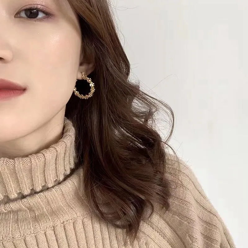 Корейские новые винтажные Стильные Металлические золотые геометрические круглые серьги-кольца для женщин, повседневные Простые аксессуары