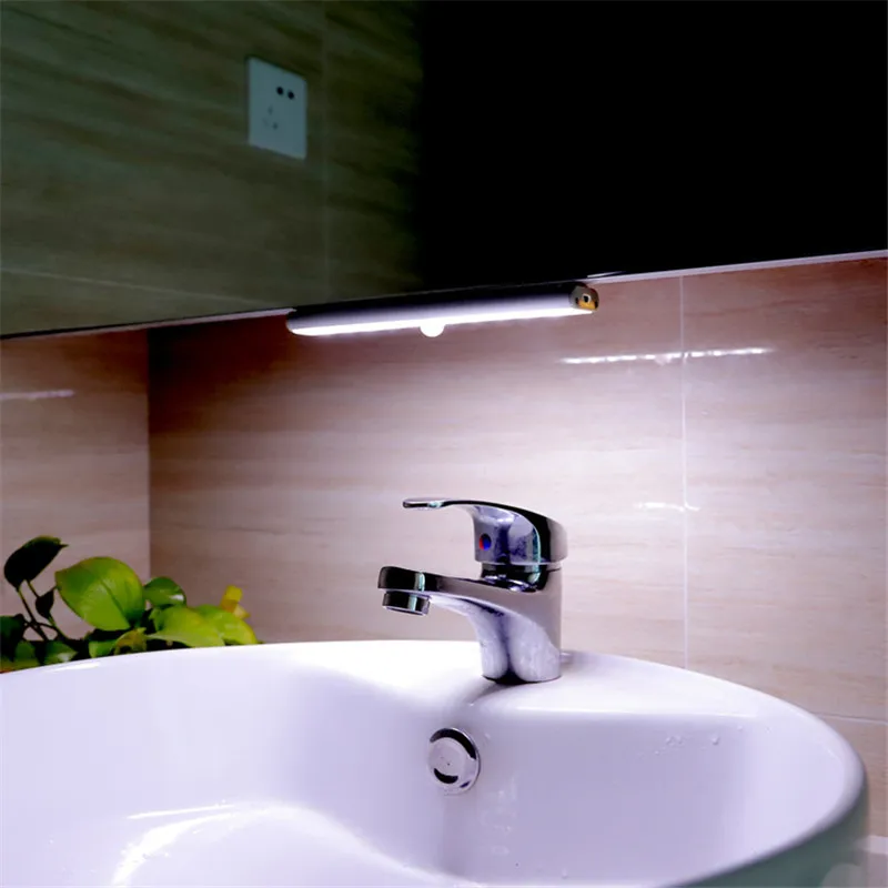  LED PIR Motion Sensor Light Cupboard Wardrobe Bed Lamp Wireless USB Rechargeable Light For Wardrobe