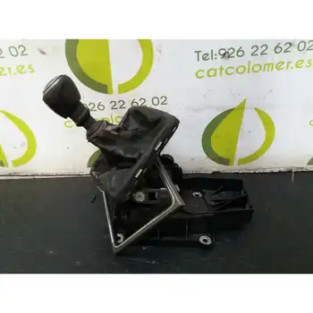 

7705436 Shift lever Opel Vectra C Saloon 1.9 8v Cdti Cat (and 19 DTLS)