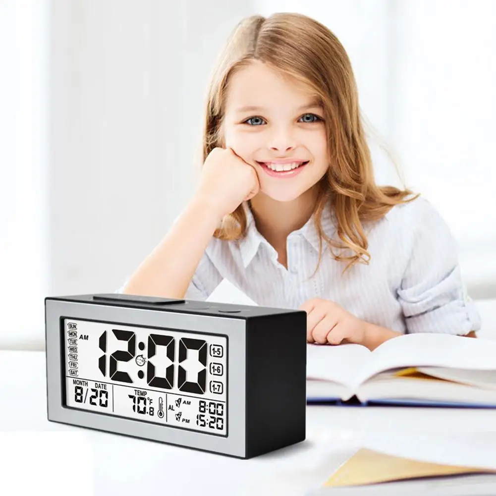

GloryStar Smart Silent Luminous Alarm Clock 2 Kinds Alarm Ring LCD Wide View Screen English Edition