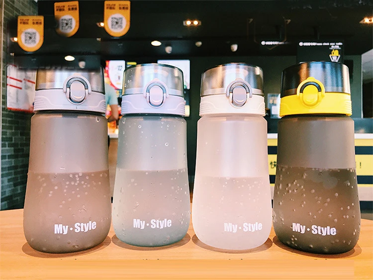 Спортивная бутылка для воды 350 ml Протеин шейкер для путешествий портативный герметичные тритановый пластиковый моя бутылка для напитков без добавления бисфенола А