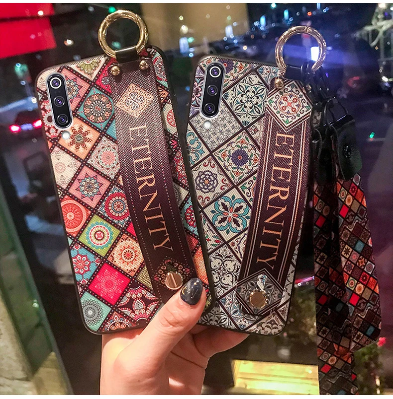 SoCouple Neck Wrist Strap Case For Xiaomi Redmi 4X Note 5 5A 6 7 Vintage Soft TPU Phone Holder Lanyard Case For Xiaomi 8 9 5X 6X (1)