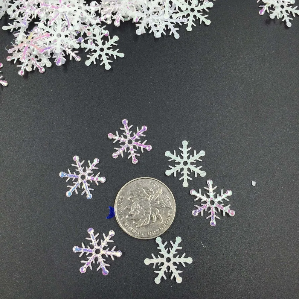 200ps 3cm White Plastic Artificial Snowflake Frozen Party Christmas Decorations for Home Winter Wedding Decorations Navidad