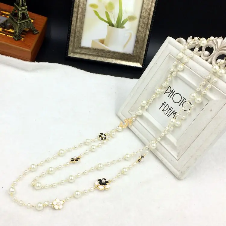 

Japanese Korean Popular Ornament Flower with Numbers 5 Pearl Flower Double Layer Women's Necklace Long Korean-style Accessories