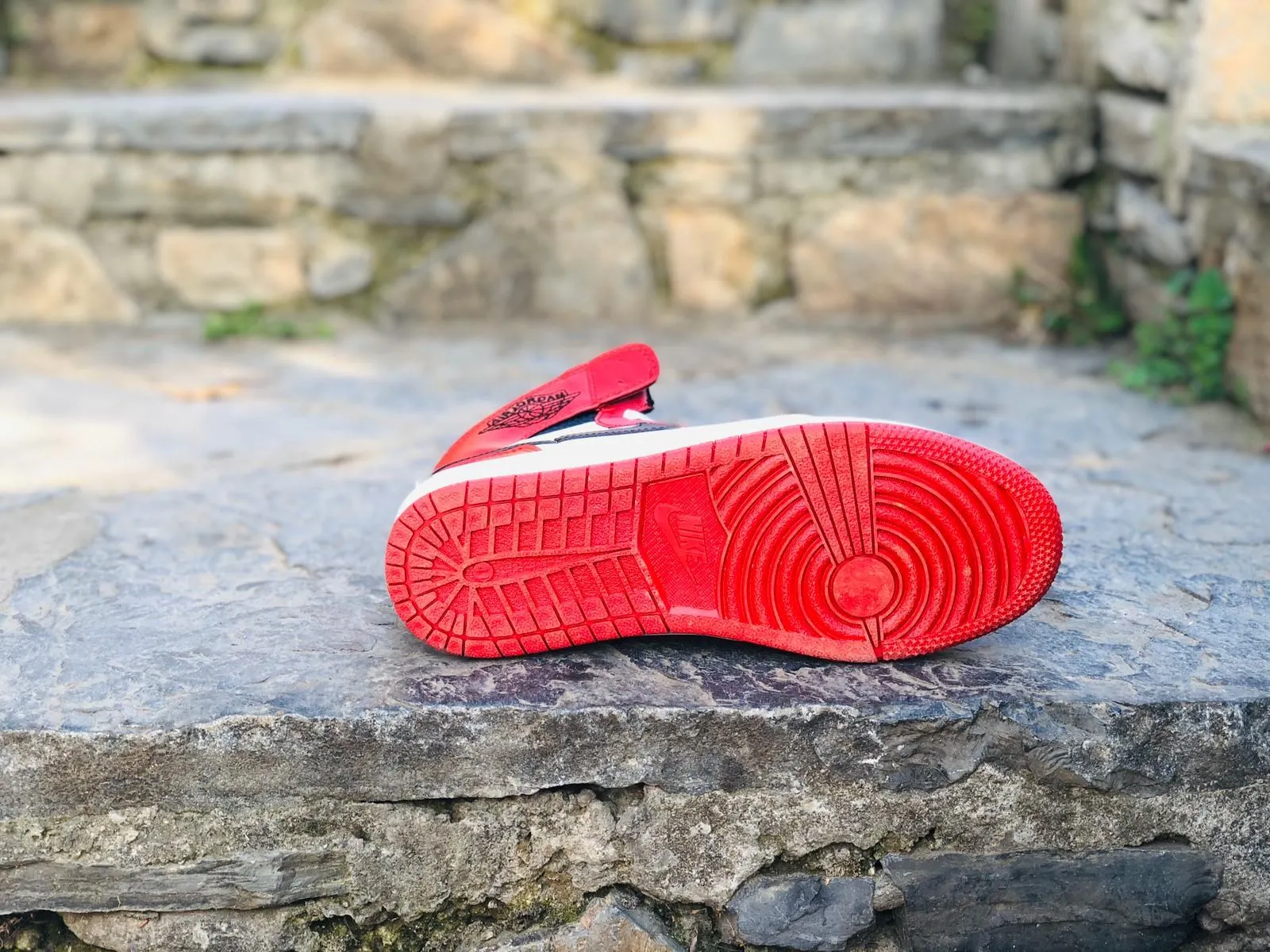 Nike Jordan 1 красный