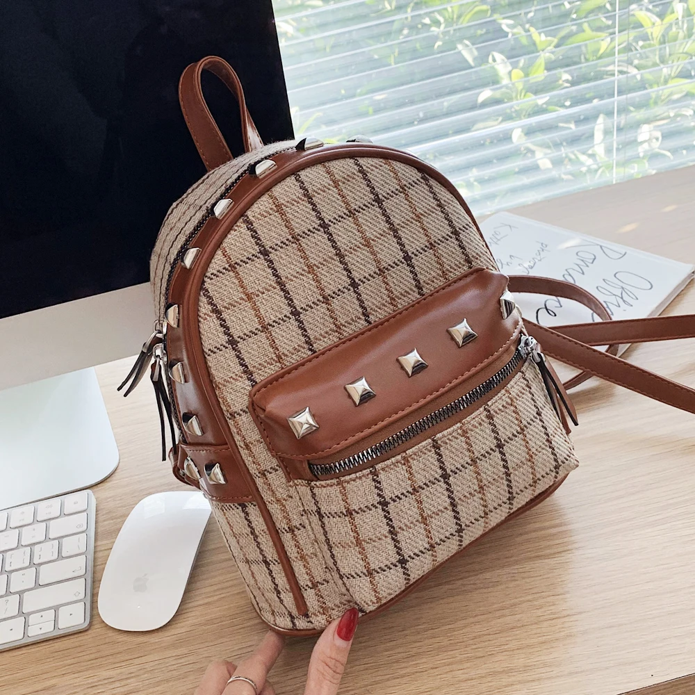 

Fashion Women Backpack Girl Woolen School Bags Rivet Plaid Student Backpack Pu Leather Bags Teenage Lady's mochila sac a dos