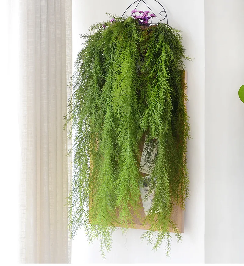 7591136678_1252593687