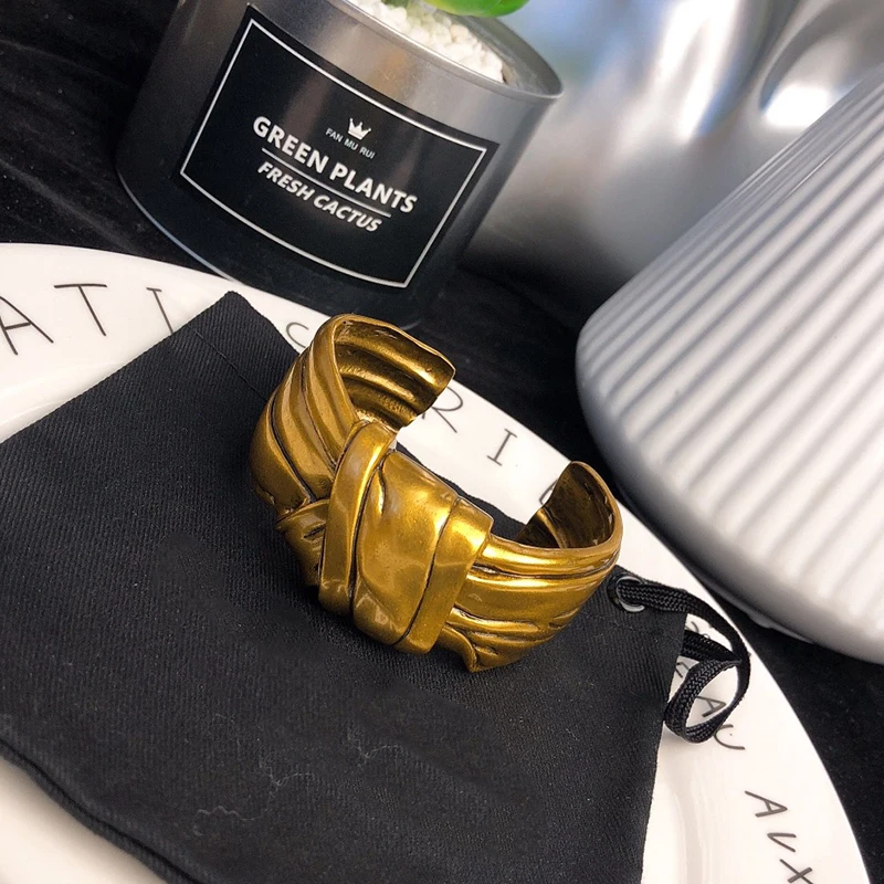 

2019 Hot Brand Fashion Party Jewelry For Women Vintage Copper Bangle Big Width Bangle Knot Vintage Gold Color Bowknot Bracelet