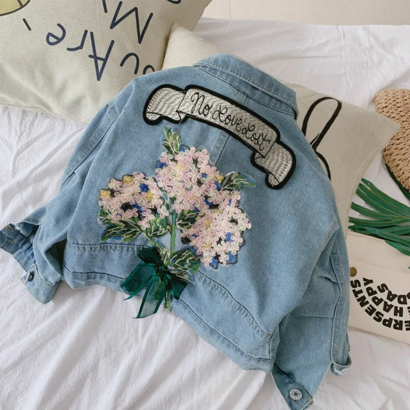 

2020 Spring Autumn Children Girls Coat Cute Flower Embroidery Cardigan Baby Girl Denim Coats Tops