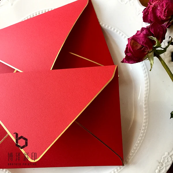 Рисунок 5 - Винтажный конверт из красной бумаги