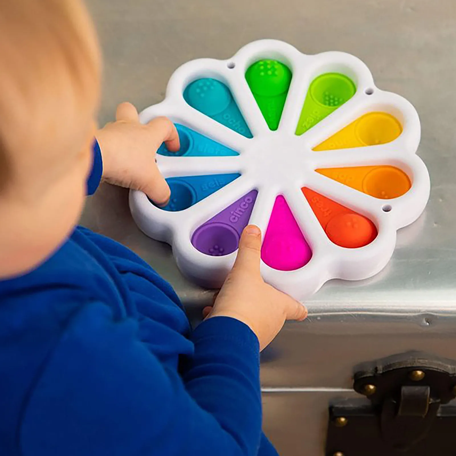 Juguete con hoyuelos simples para niños y adultos, juguete de flores para aliviar el estrés, juguetes de manos educativos para edades tempranas, ansiedad, juguetes para Autismo