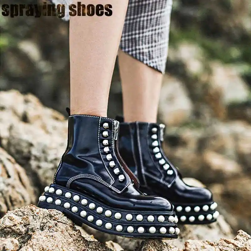 

Fashion Pearls Rivets Martin Boots Women Platform Ankle Boots Round Toe Front Zip Design Riding Boots Retro Autumn Winter Shoes