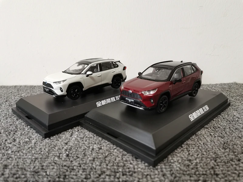 electric toy car 1:43 Diecast Model for Toyota RAV4 2020 SUV Alloy Toy Car Miniature Collection Gifts C-HR C HR lego cars