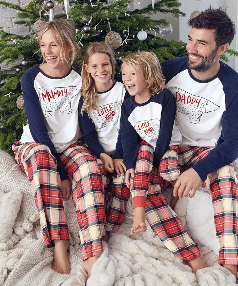 

2020 New Home Wear Parent-child Set Christmas Pyjamas Clothes For Families Bear Pajamas Family Outfits Look Matching Printed