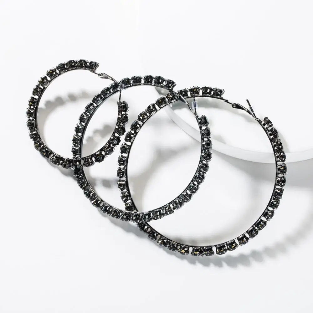 Женские серьги кольца Find Me Black Стразы большие геометрические круглые из сплава