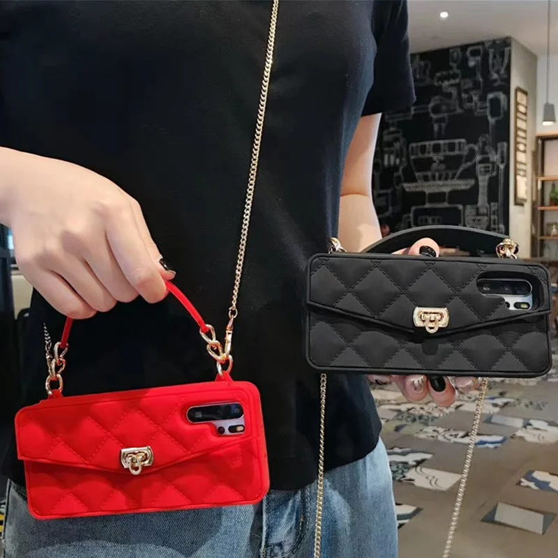 short chain bag