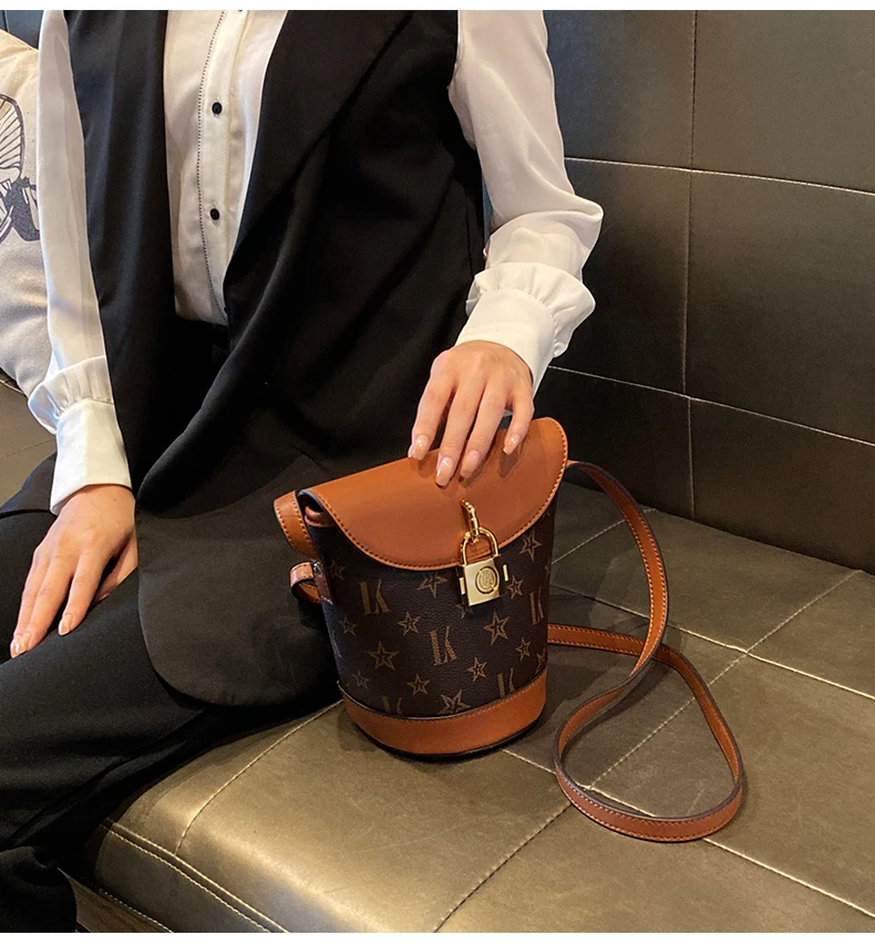 Женская сумка 2021 новая роскошная кожаная второго поколения модная Диагональная Сумка через плечо с принтом