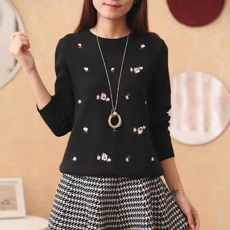 

Autumn Women Casual Sweater Embroidery Knitted Winter Women Sweater And Pullover Female Tricot Jersey Jumper Pull Femme