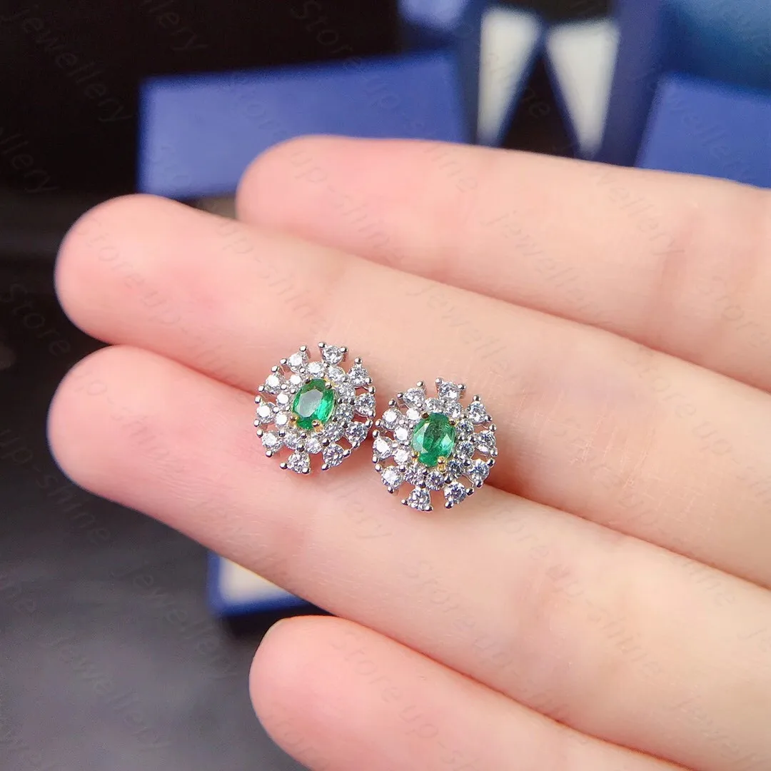 

Натуральный изумруд серьги 925 серебряные серьги-гвоздики high-end дизайн роскошная атмосфера