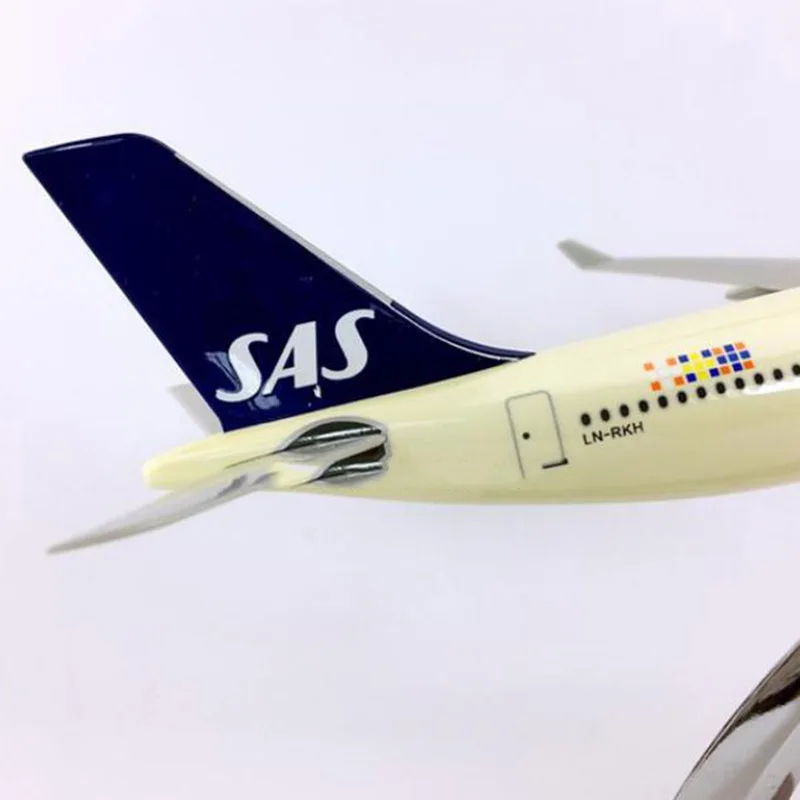 Airbus A330-300 Большой 32 см SAS скандианские авиалинии игрушечные модели самолетов литье под давлением пластиковый сплав модель самолета подарок для детей