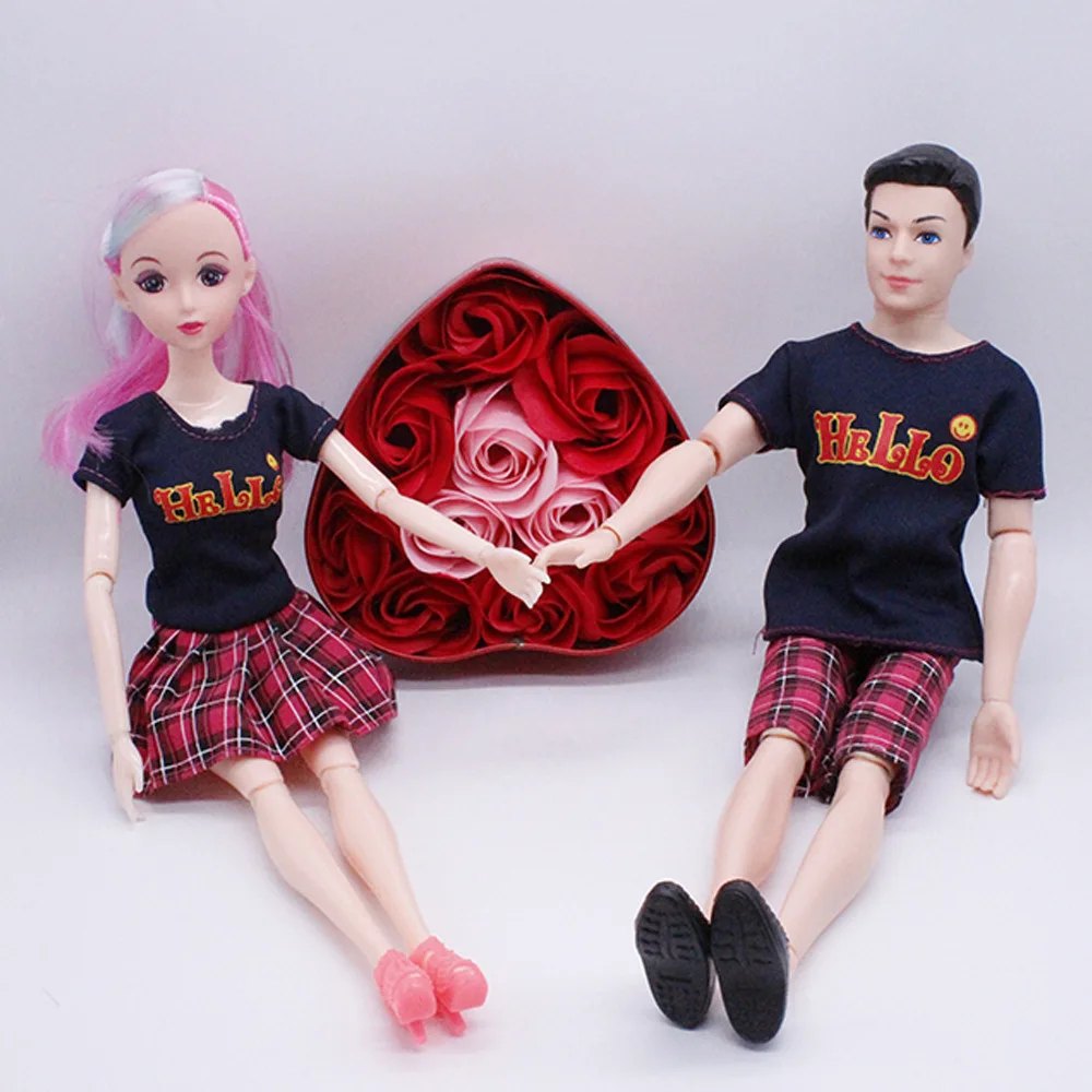 ropa para niña y muñeca