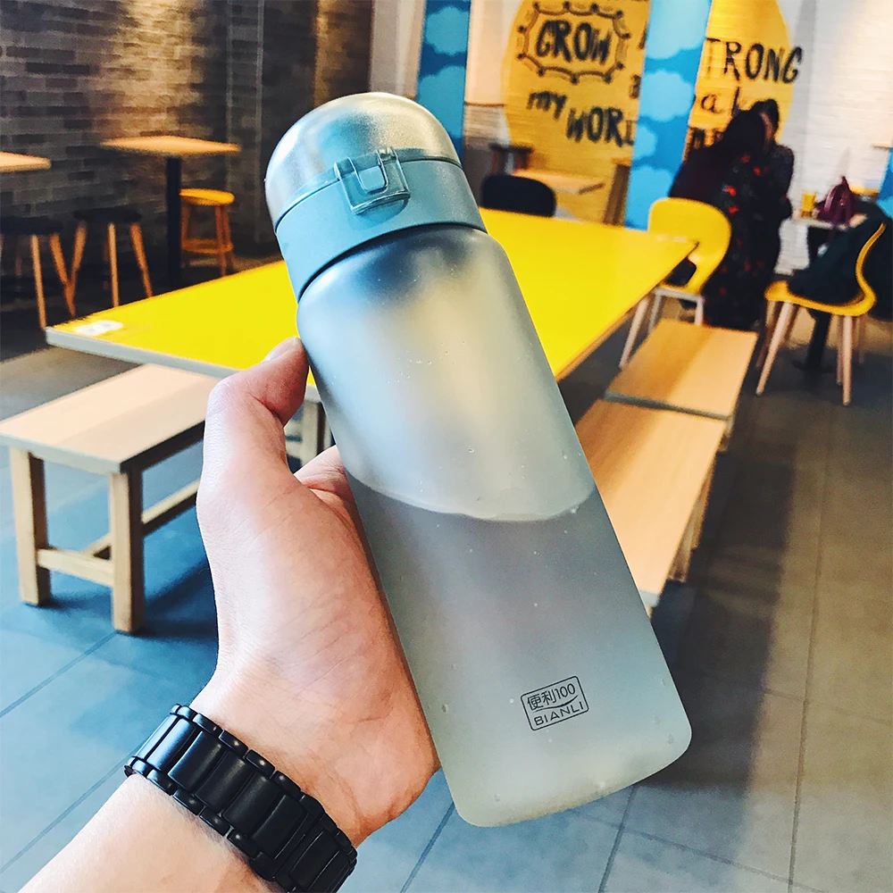 BIANLI Portable Water Bottle 650ML Plastic Drinkware Tour Outdoor Sport School Leak Proof Seal Gourde Climbing Water Bottles