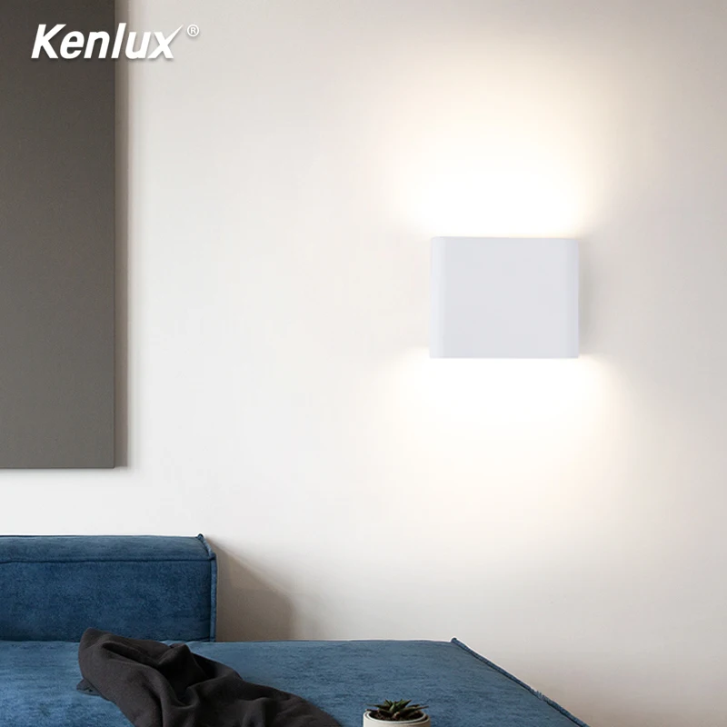Светодиодный настенный светильник Kenlux в скандинавском стиле лампа для ванной
