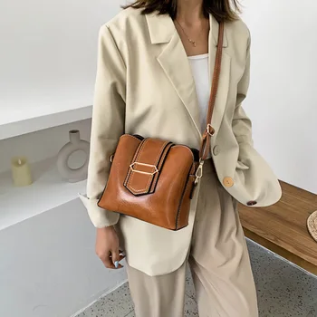

Bag women's 2020 new Korean version of the leisure bucket bag simple one-shoulder shoulder satchel