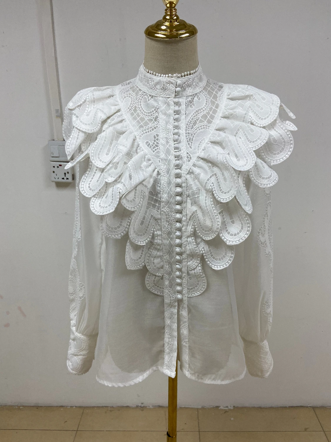 [LIVIVIO] кружевная блузка с оборками и воротником-стойкой и длинным рукавом, Женская Весенняя модная уличная одежда