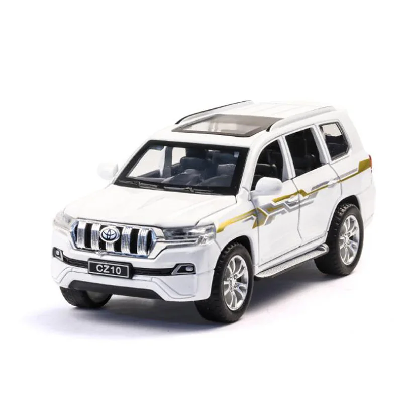 1/32 Toyota PRADO SUV Diecasts& Toy Vehicles модель автомобиля со звуком и светильник коллекция автомобиля игрушки для мальчика Детский подарок на день рождения - Цвет: Белый