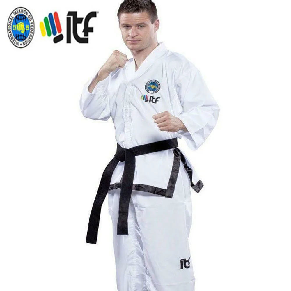 Taekwondo ITF форма