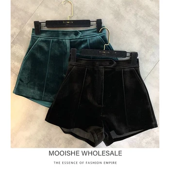 

2019 Winter Velvet Shorts Women New Version Super Positive Net Version Of The Small Velvet Casual Shorts Female Wild Woman