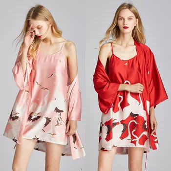 

New summer pajamas women's silk loose nightgown bathrobe Robe Robe Crane Women's Home clothes 1659